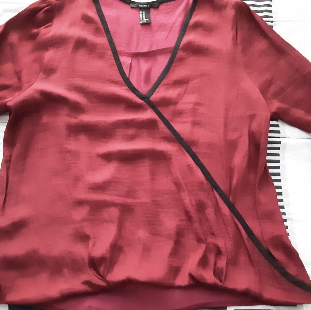 Elegant woman blouse, size M. Long sleeves